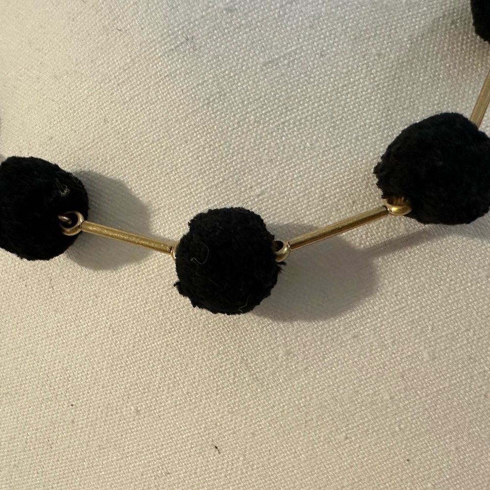 Madewell Black Pom-Pom Gold Link Toggle Necklace - Picture 3 of 10